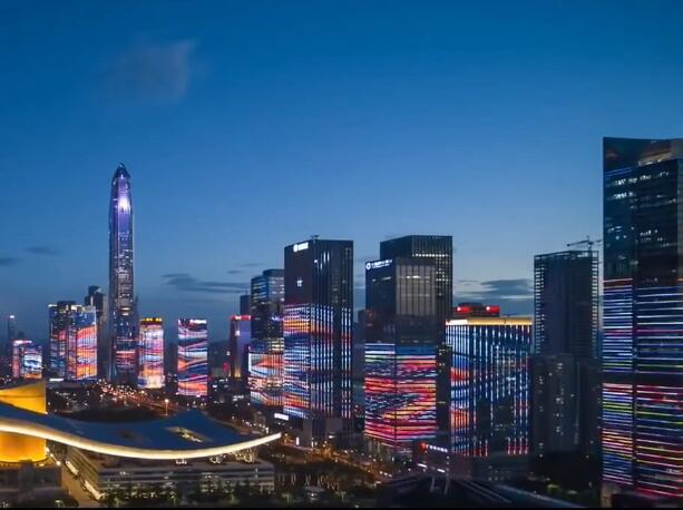 “深圳航拍”令台湾人直呼被欺骗了，英国人都觉得自己落后了