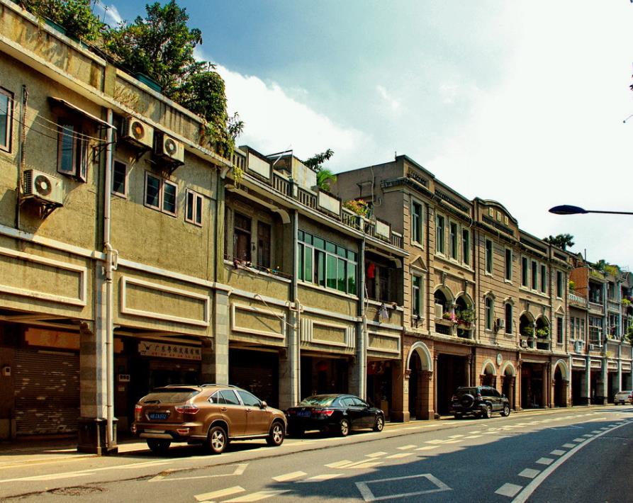 文化评论员：粤语与普通话，谁更接近古汉语？