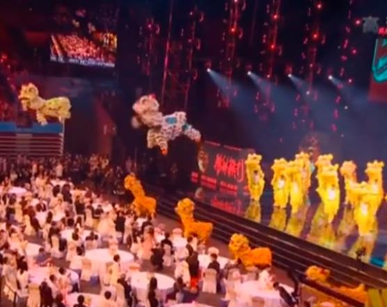 央视大湾区中秋晚会上演正宗广府文化-飞天醒狮+《男儿当自强》