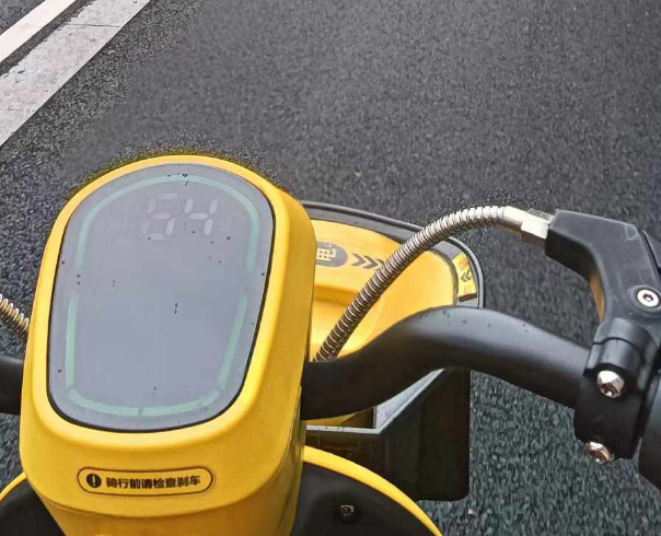 深圳电鸡与行人争道，最好方法是禁止电单车