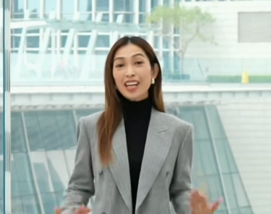 港女得得地，衣品一流，果然係浸過鹹水