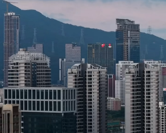 海丰县四镇（鹅埠等）被深圳接管十年后变成一个小都市