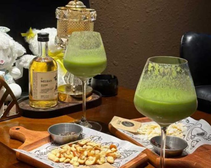 深圳系全天候都有得蒲的城市 同时系广东唯一没有地道美食和烟火气的城市