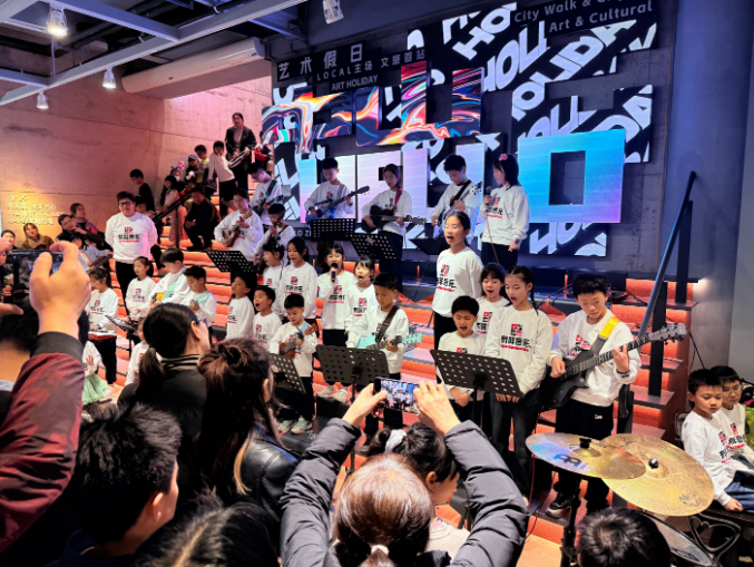 中山萌娃以合唱传承粤语，多名港星助阵