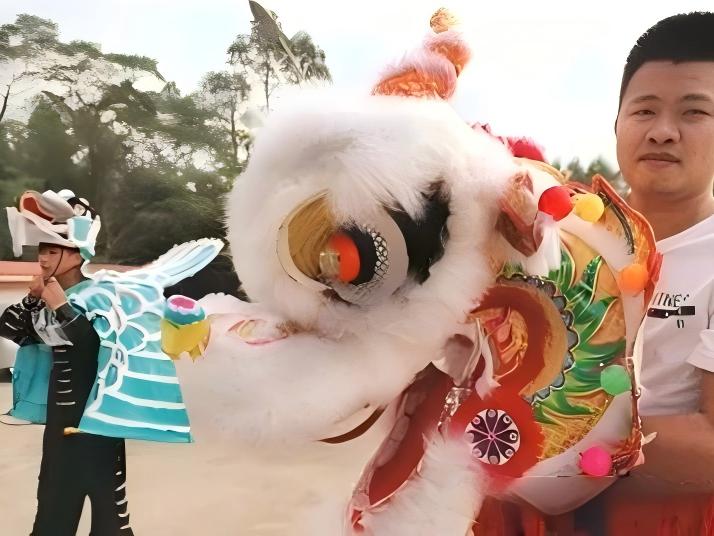 良垌新华村：撑起舞鹰雄传统文化的一片天